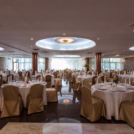 Hotel International Băile Felix Buitenkant foto