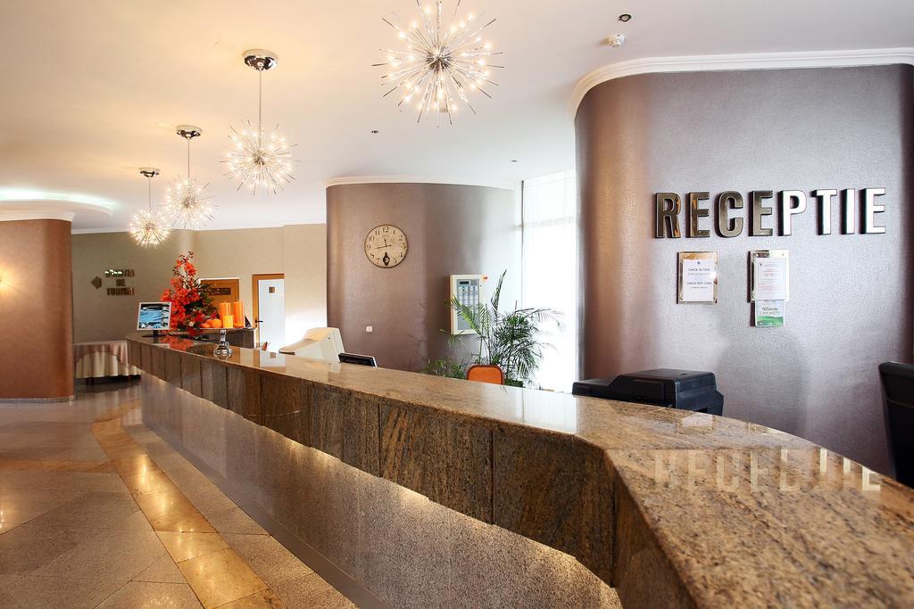 Hotel International Băile Felix Buitenkant foto