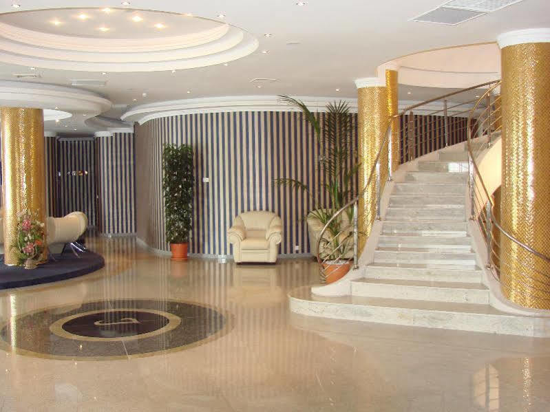 Hotel International Băile Felix Buitenkant foto