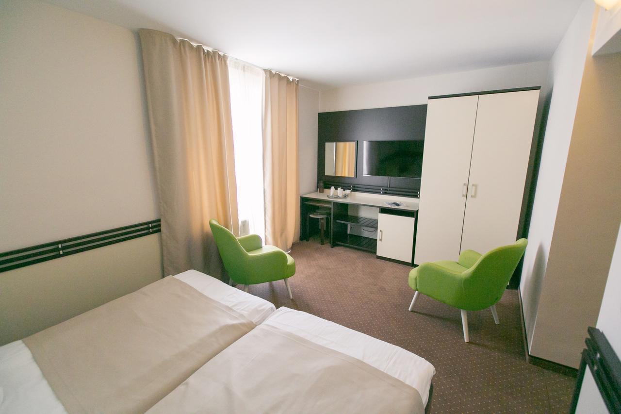 Hotel International Băile Felix Buitenkant foto