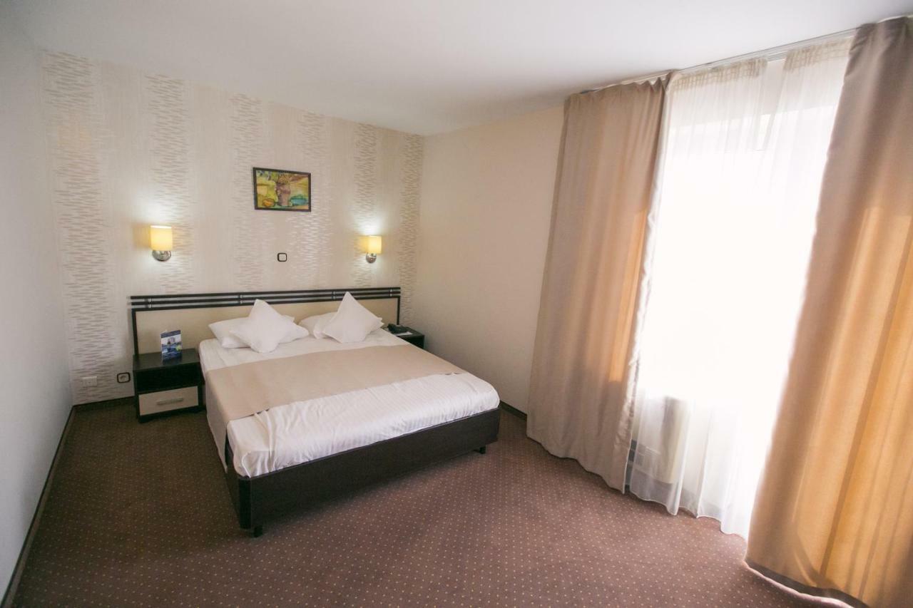 Hotel International Băile Felix Buitenkant foto