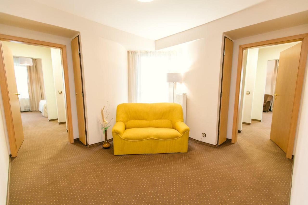 Hotel International Băile Felix Buitenkant foto